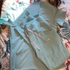 Seaglass Figs Kade Cargo Scrub Pants and Casma Scrub Top